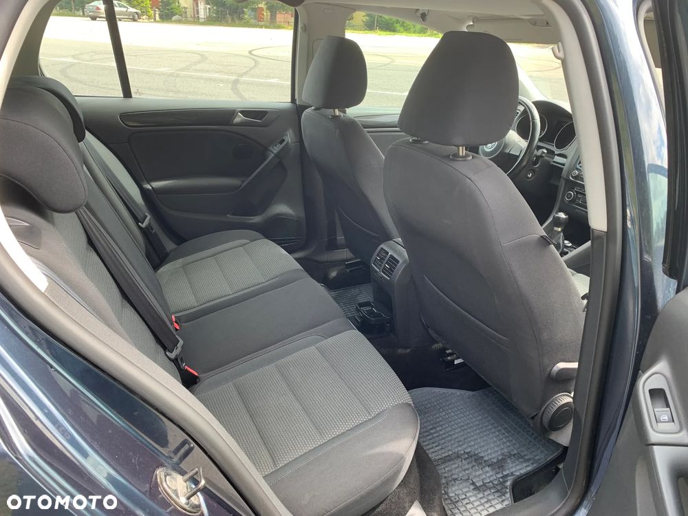 Volkswagen Golf 2.0 TDI Comfortline - 14