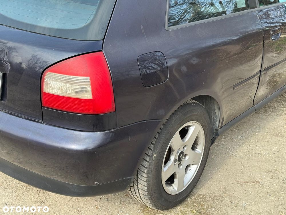 Audi A3 3-drzwiowe 1.6 Ambition - 30