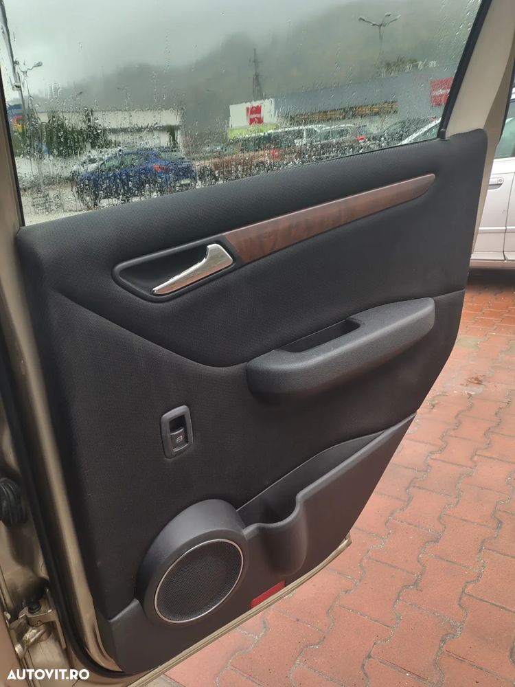 Mercedes-Benz A 170 - 18