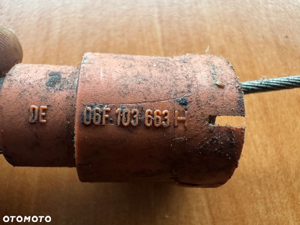 Bagnet miarka oleju 2.0 TFSI 06f103663h Audi - 2