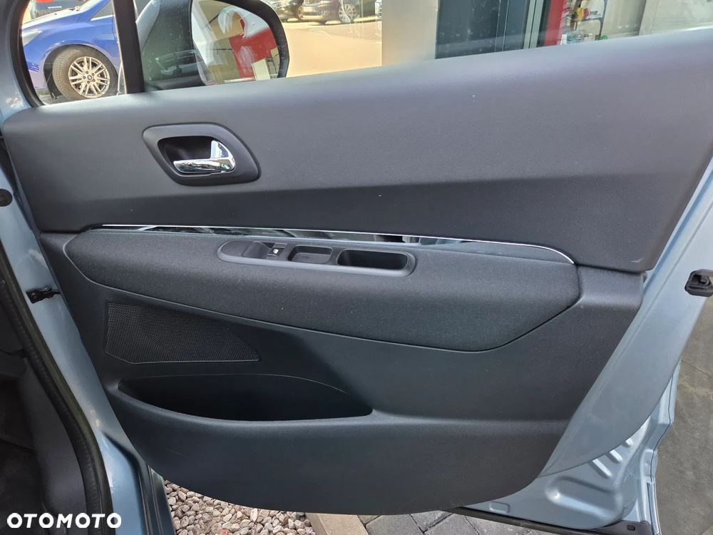 Peugeot 5008 e-HDI 115 ETG6 Stop&Start Allure - 16