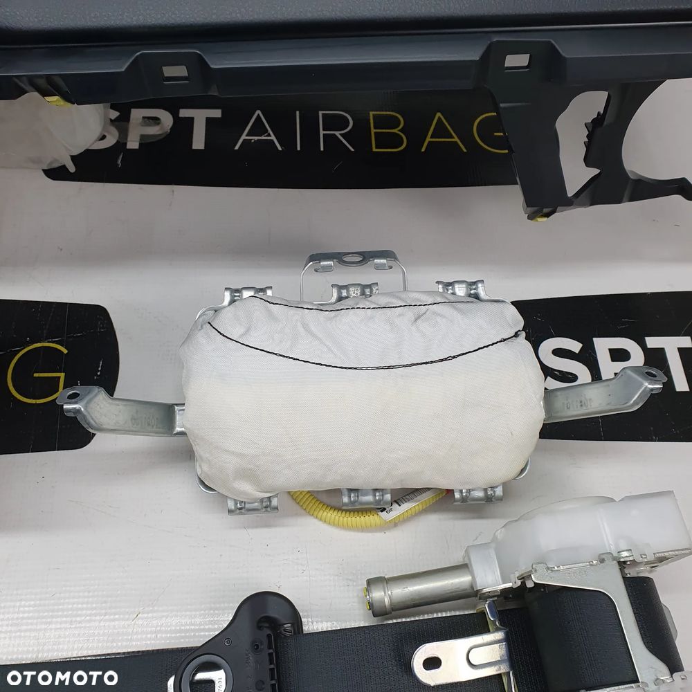 TOYOTA YARIS 3 III LIFT DESKA ROZDZIELCZA KONSOLA KOKPIT PULPIT PODUSZKI AIRBAG AIR BAG PASY KIT SET - 7