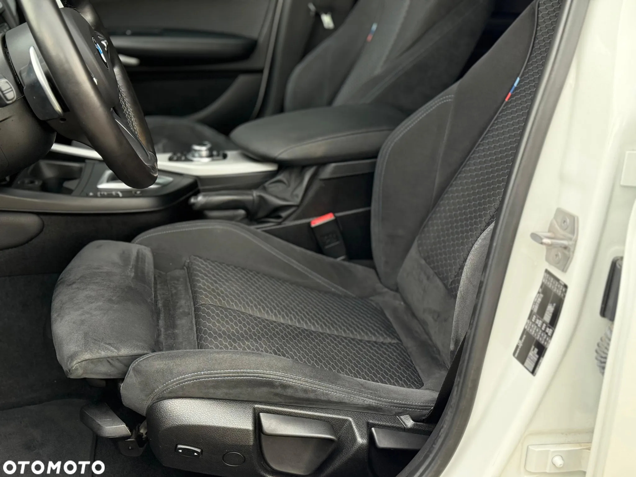 BMW Seria 1 125d Edition M Sport Shadow - 28