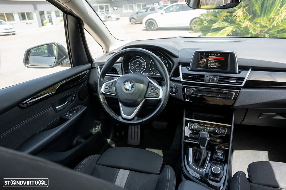 BMW 216 Active Tourer d Line Luxury Auto - 13