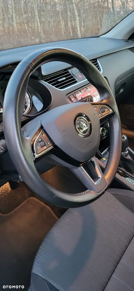 Skoda Octavia 2.0 TDI DSG Style - 16