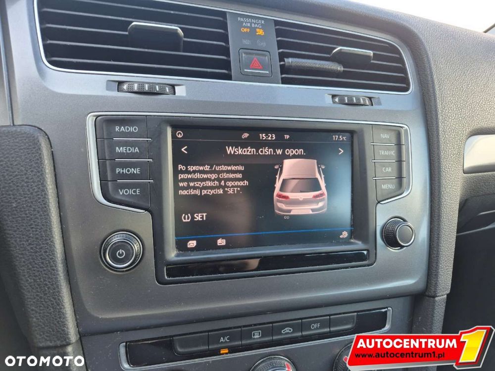 Volkswagen Golf - 19