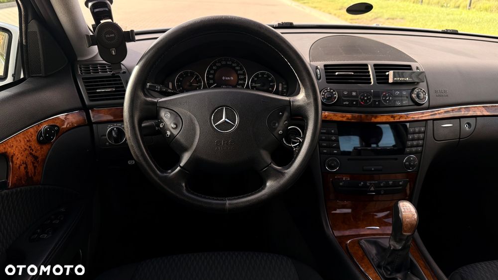 Mercedes-Benz Klasa E 200 Kompressor Elegance - 18