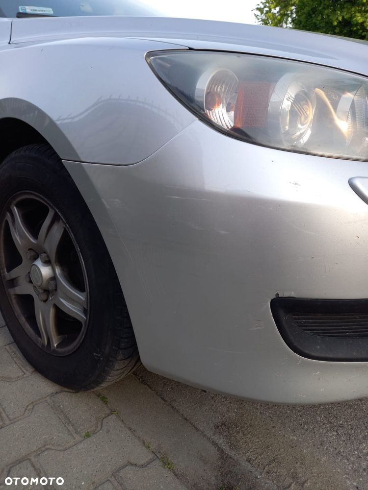 Mazda 3 1.6 Exclusive + - 3