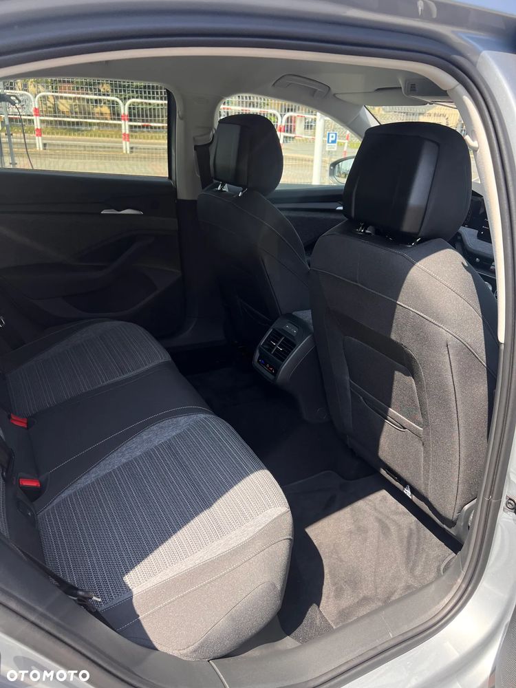 Skoda Superb 2.0 TSI Edition 130 DSG - 10