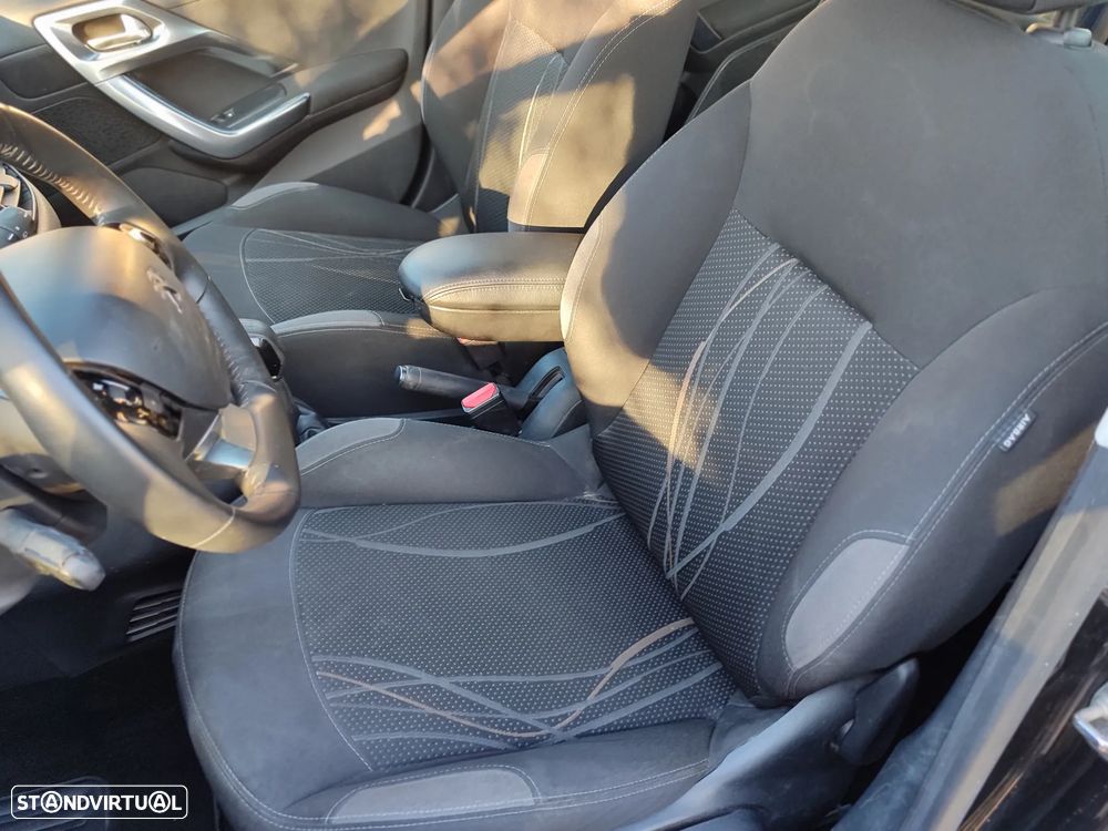 Peugeot 208 1.2 VTi Active - 10