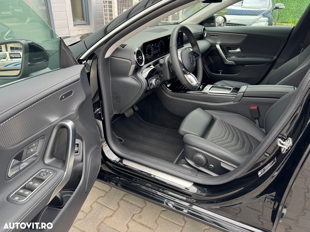 Mercedes-Benz CLA 180 7G-DCT Progressive Line Advanced - 7