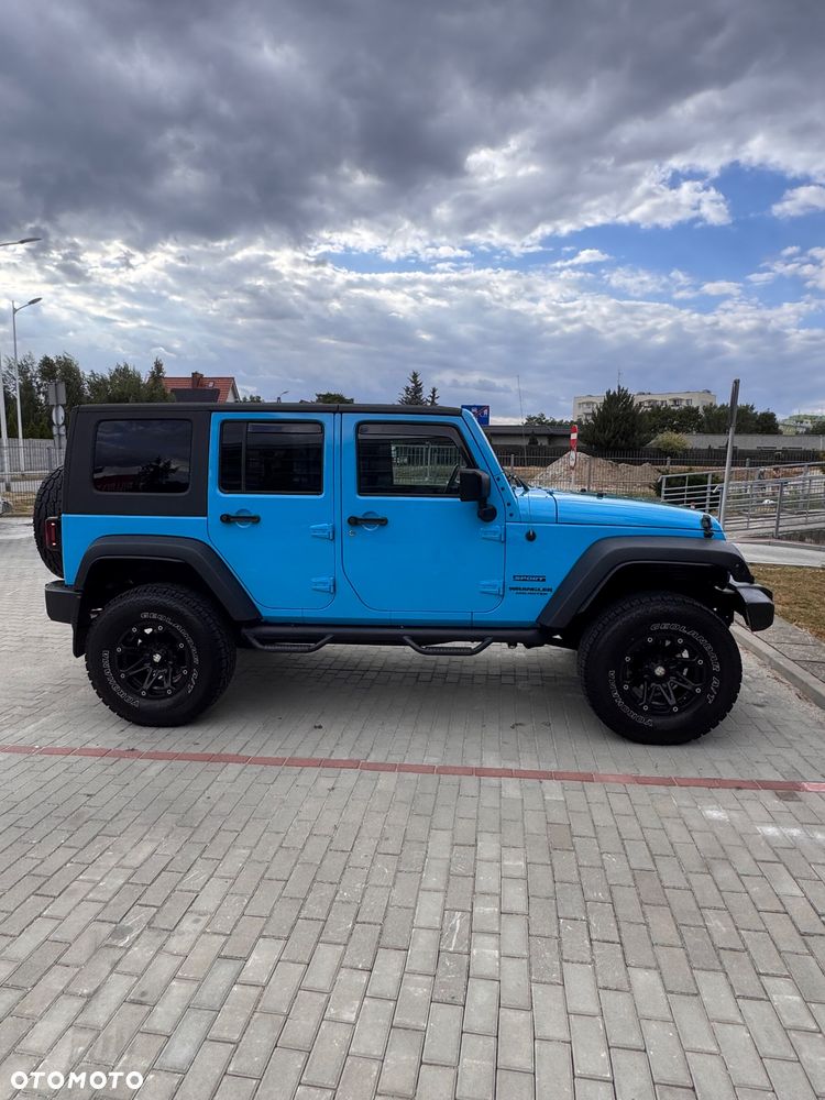 Jeep Wrangler - 4