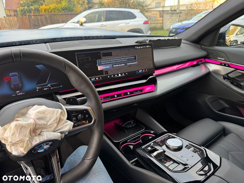 BMW Seria 5 520d xDrive mHEV M Sport - 19