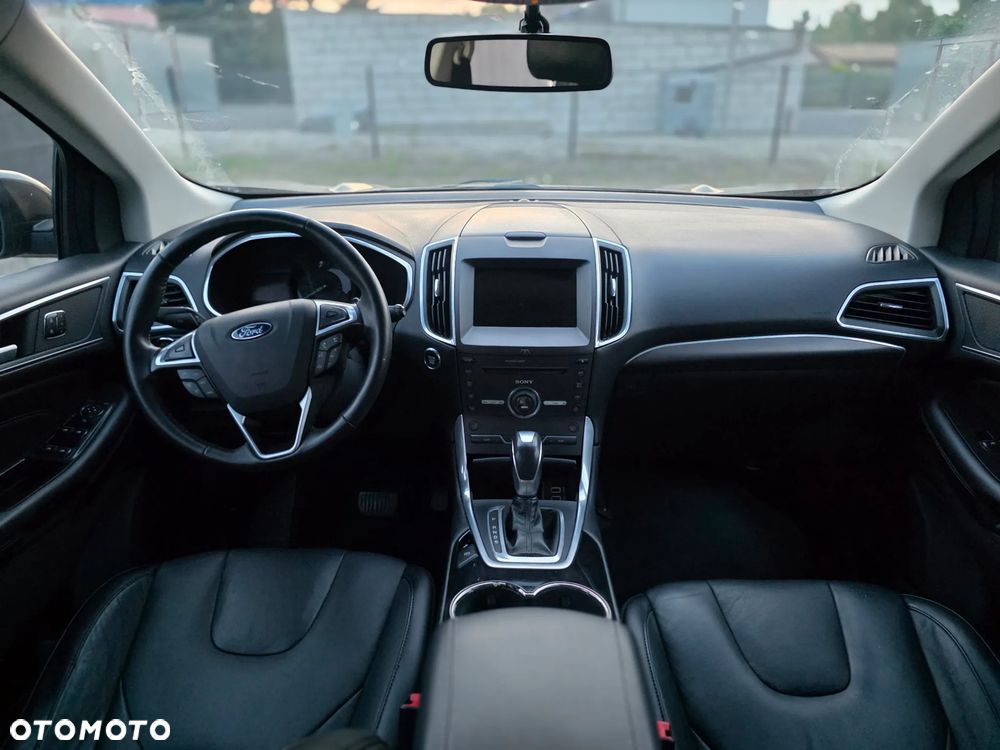 Ford Edge - 15