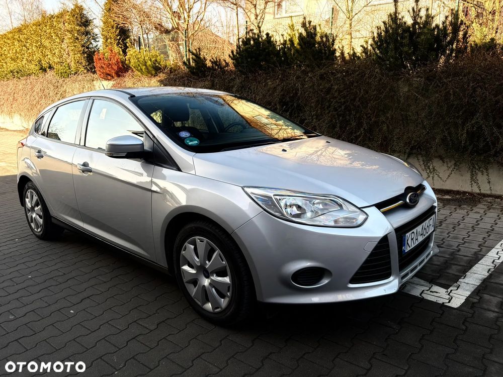 Ford Focus 1.0 EcoBoost STart-Stopp-System TREND - 2