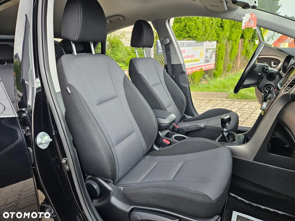 Hyundai i30 i30cw 1.4 Edition Plus - 26