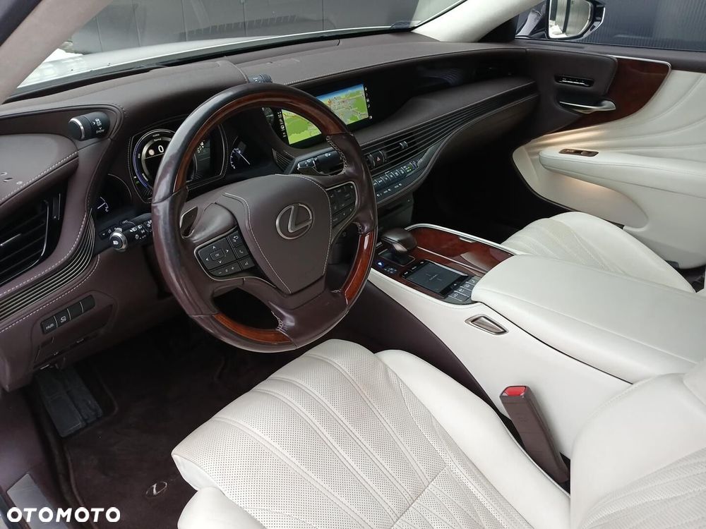 Lexus LS 500h Omotenashi AWD - 11