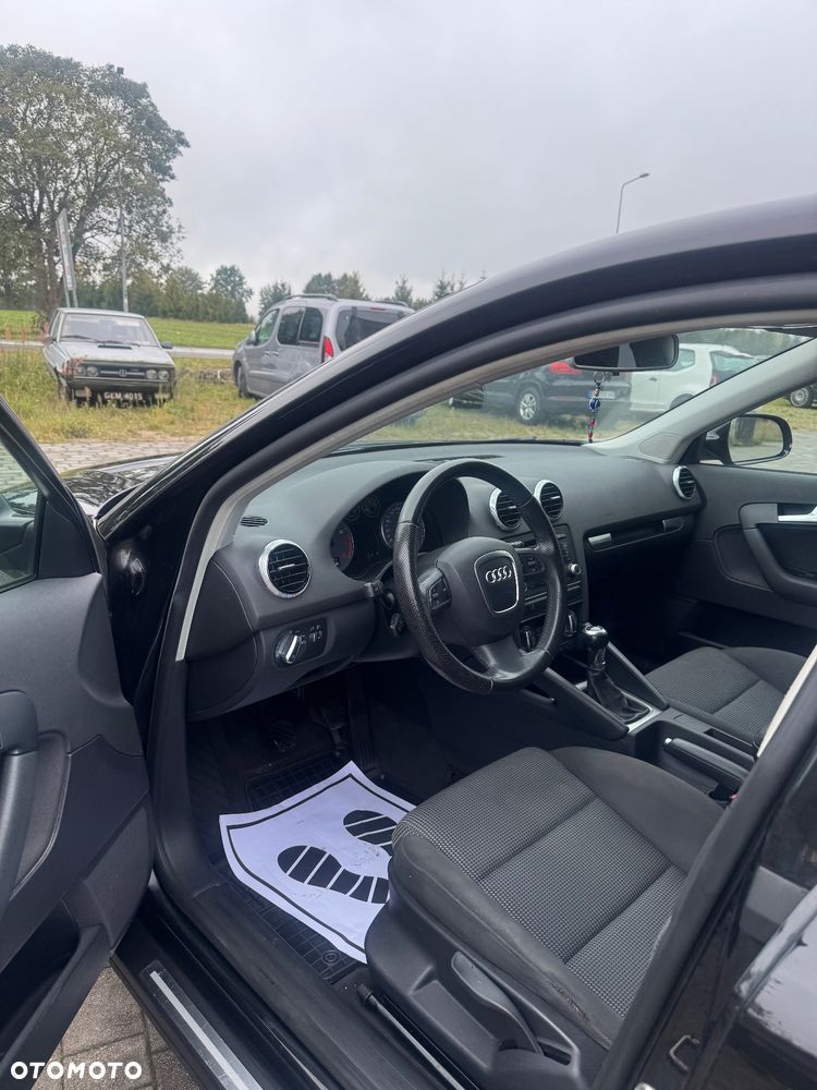 Audi A3 Sportback 1.4 TFSI Ambiente - 5