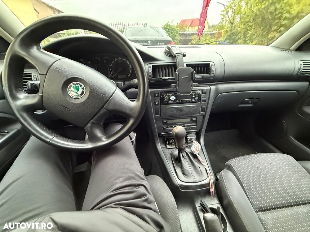 Skoda Superb 1,9TDI Classic - 11