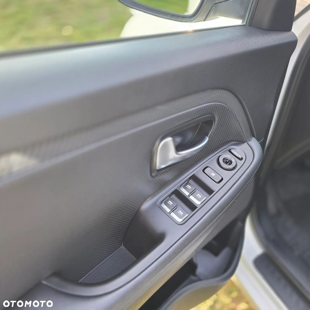 Kia Carens 1.7 CRDi Edition 7 - 14