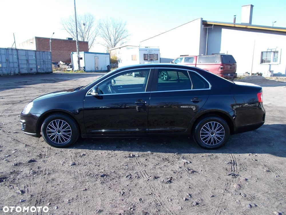 Volkswagen Jetta 1.4 TSI Comfortline - 6