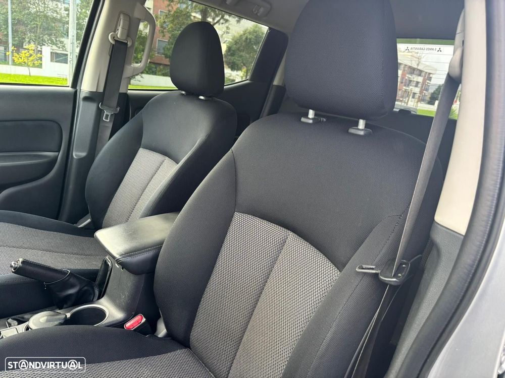 Mitsubishi L200 2.3 DI-D Strakar Space Cab Intense 4WD - 19