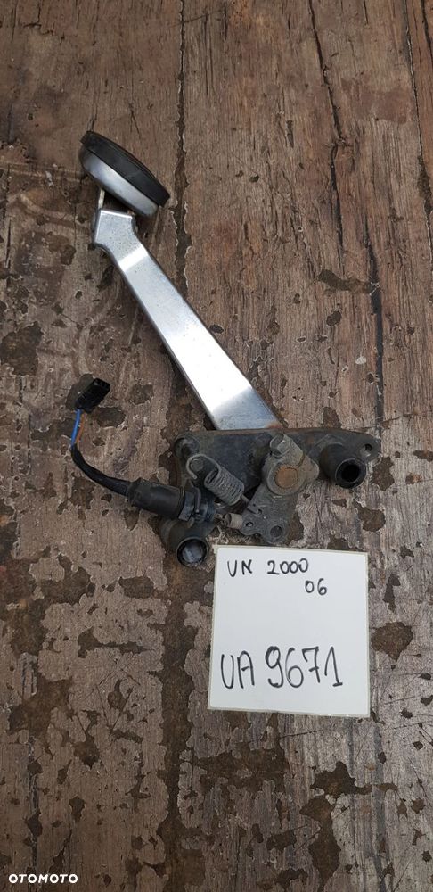 Pedał hamulca czujnik Kawasaki VN2000 Vulcan Classic - 1