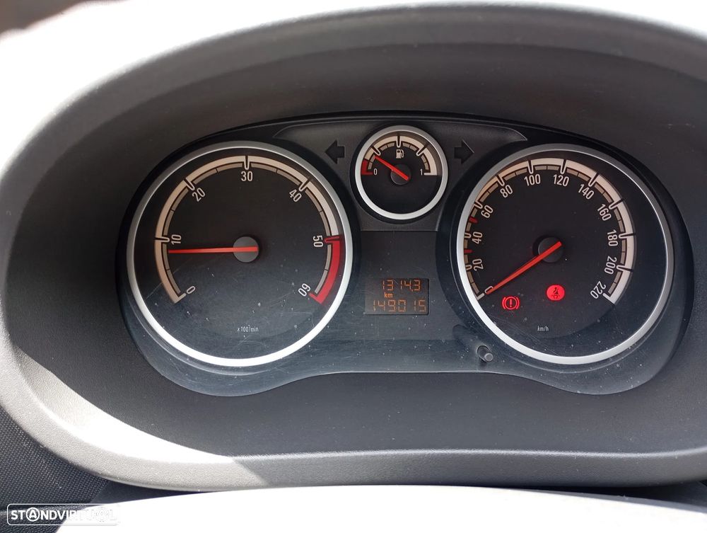 Opel Corsa 1.3 CDTI Enjoy EcoFLEX - 11