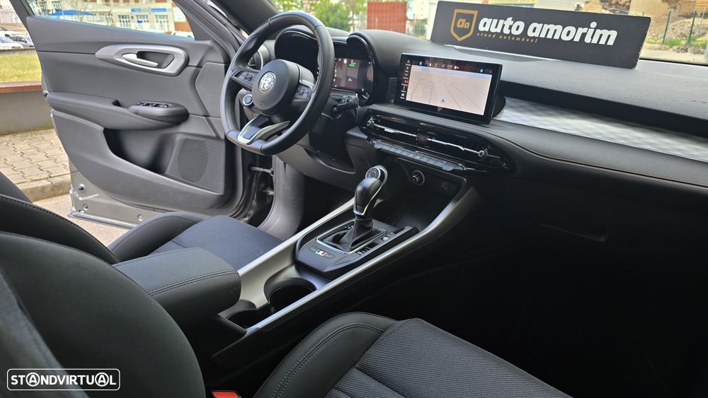 Alfa Romeo Tonale 1.3 VGT Q4 Ti - 28