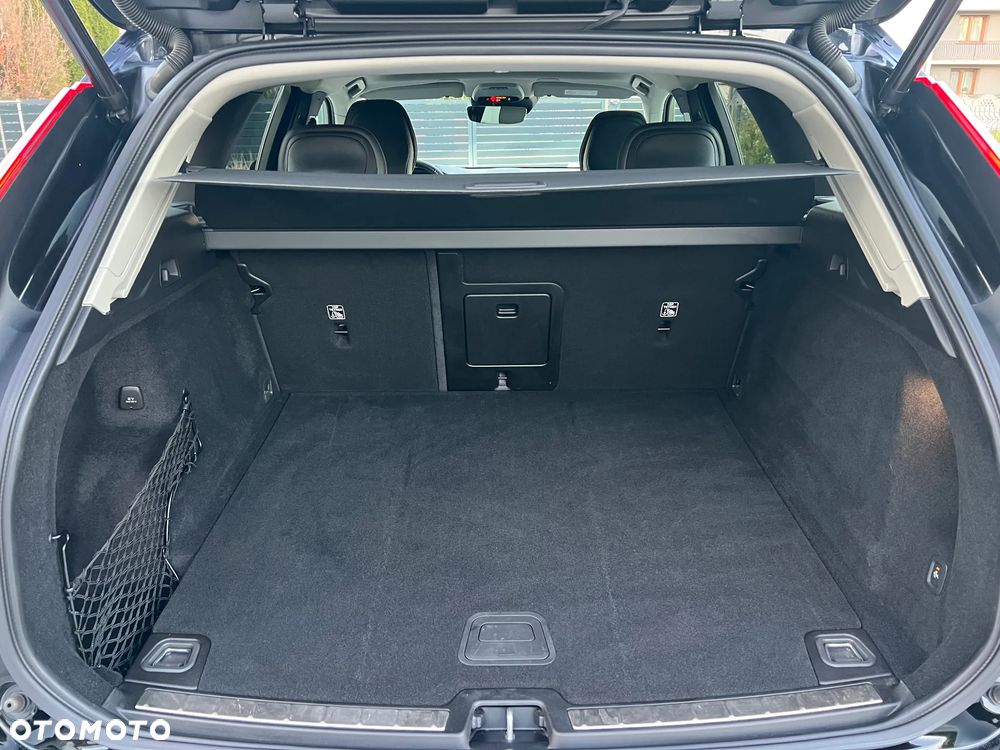Volvo XC 60 D4 Geartronic Momentum Pro - 30