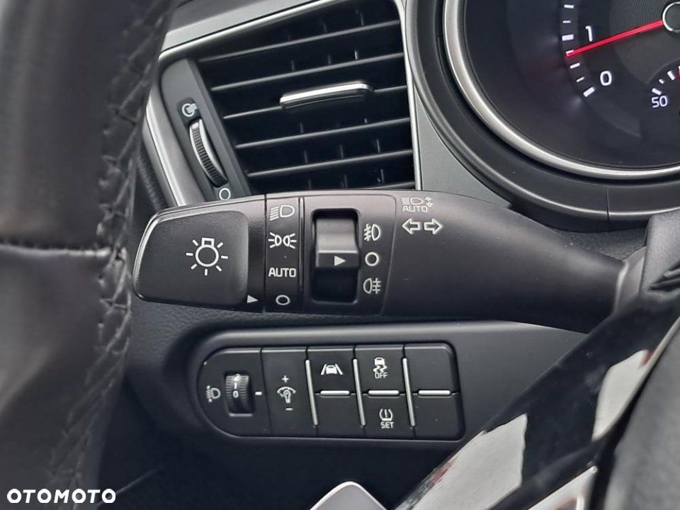 Kia Ceed - 21