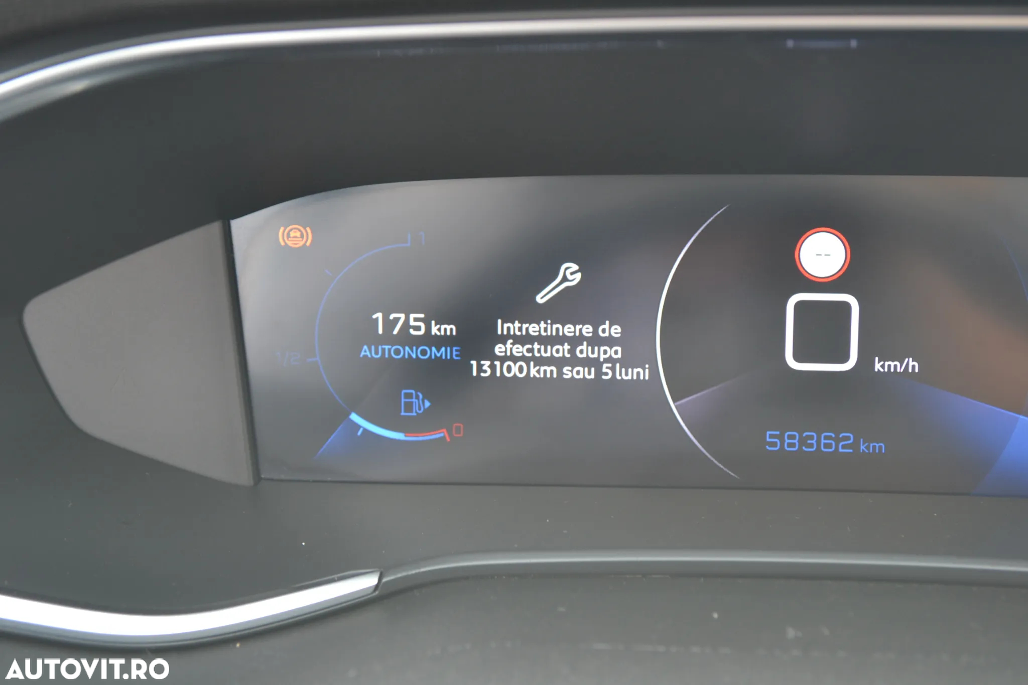 Peugeot 308 PureTech 130 EAT8 Allure - 23