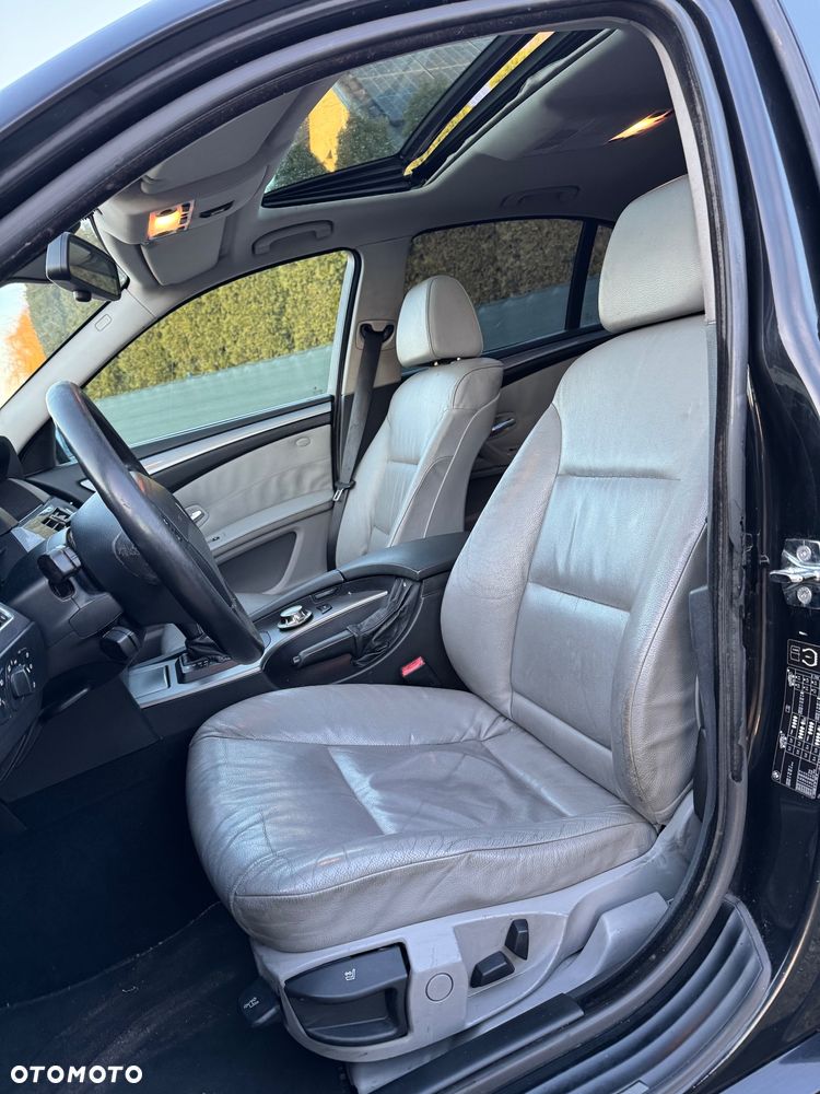 BMW Seria 5 - 16