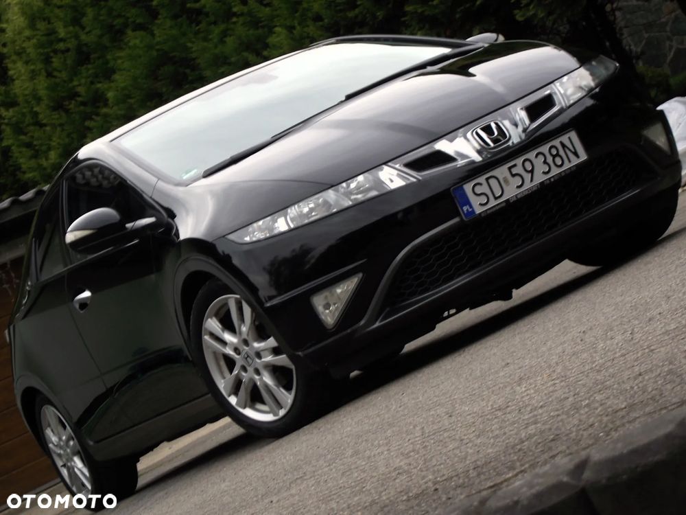 Honda Civic 1.8 Executive - 29