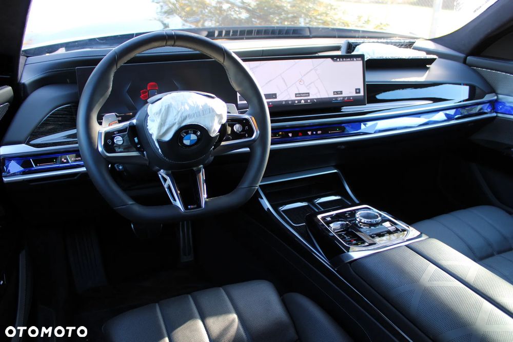 BMW Seria 7 740d xDrive mHEV M Sport sport - 17