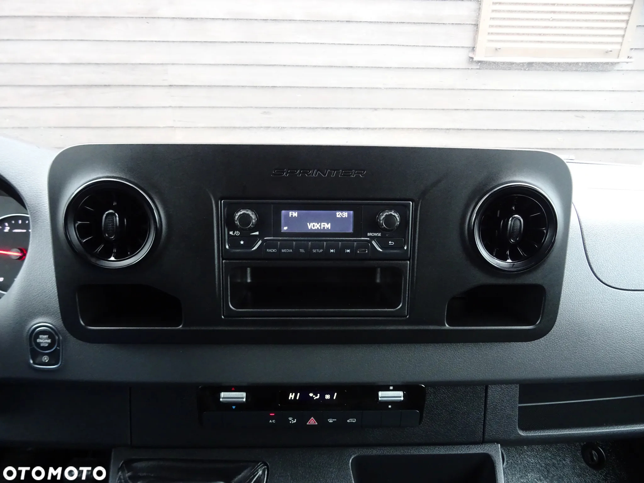 Mercedes-Benz SPRINTER - 27
