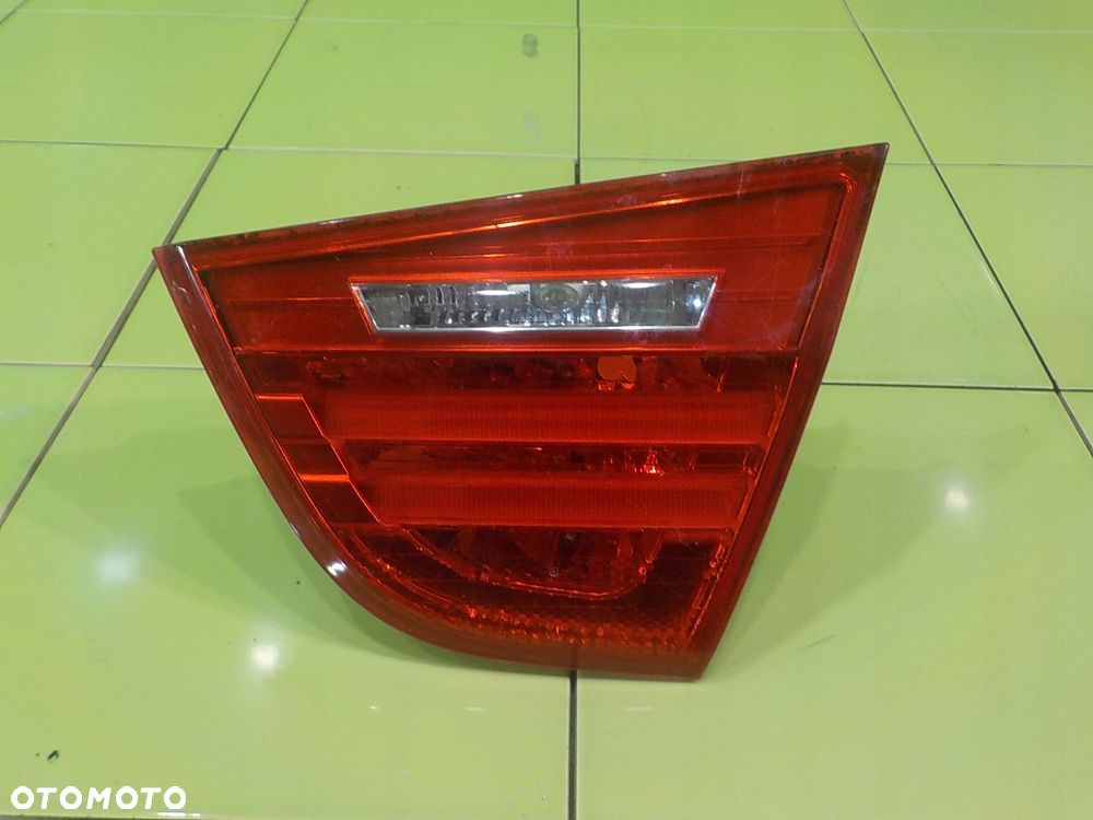 BMW 3 E90 LIFT 2.0 D 11r SEDAN 4D lampa prawa tyl - 11