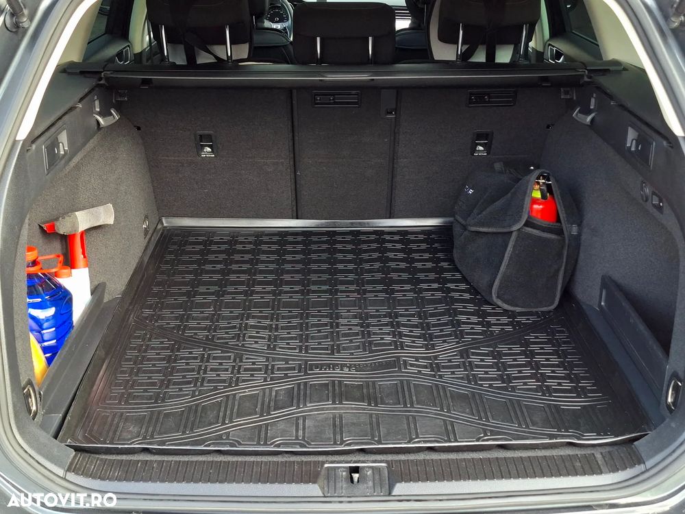 Volkswagen Passat 2.0 TDI DSG (BlueMotion Technology) Comfortline - 8