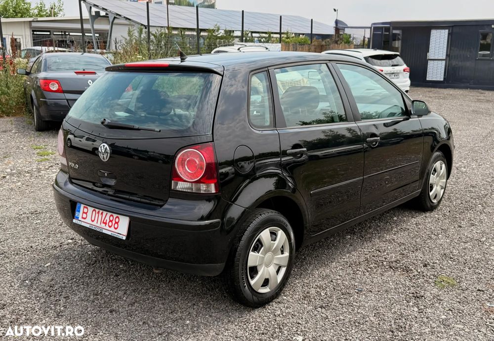 Volkswagen Polo 1.2 Attractive - 4