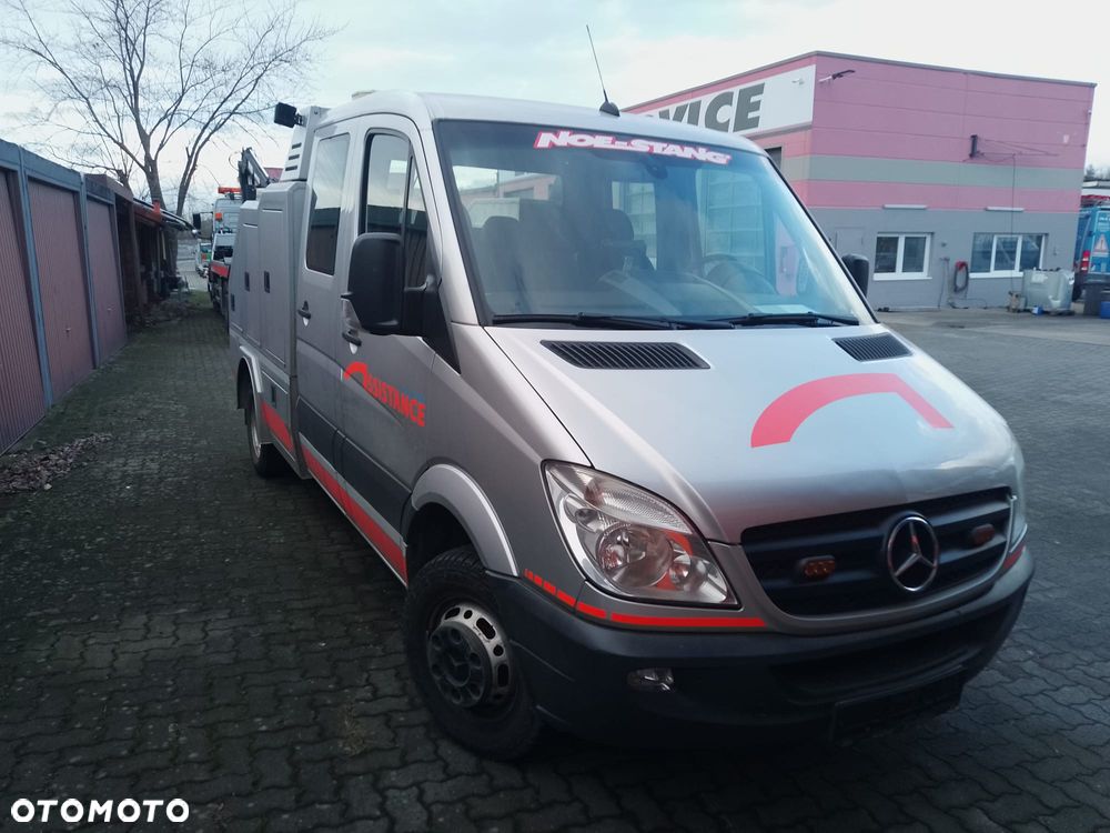 Mercedes-Benz Sprinter 616 - 15