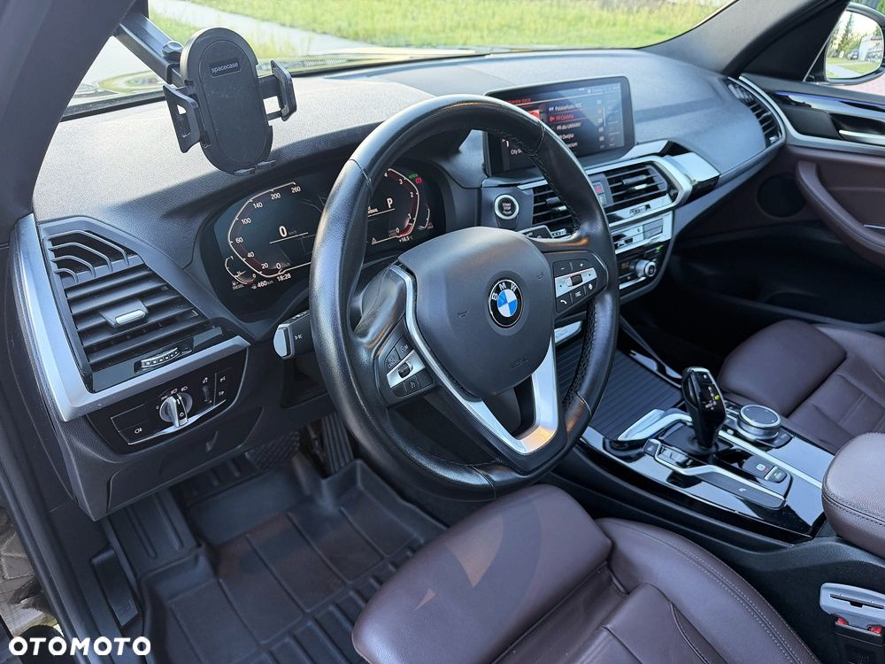 BMW X3 sDrive18d MHEV xLine sport - 17