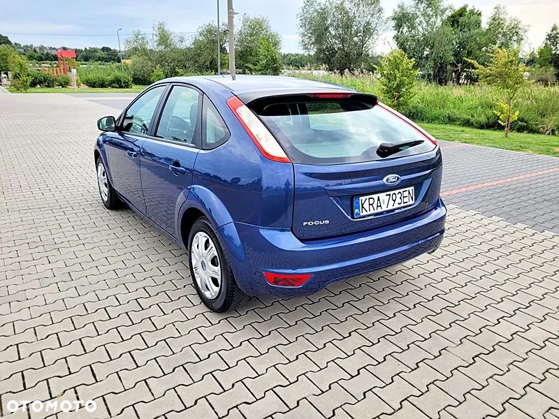 Ford Focus 1.6 16V Ambiente - 6