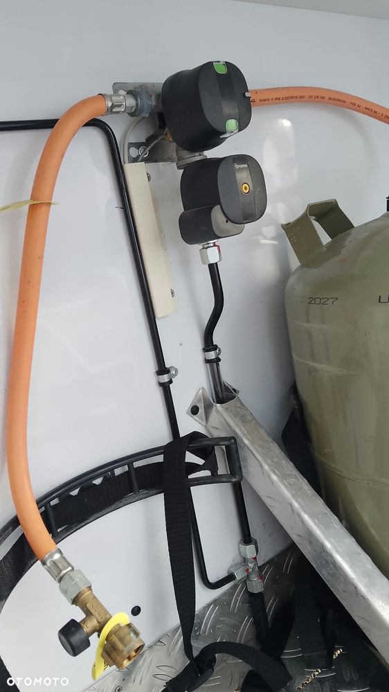 Hymer-Eriba Nova-555-EN - 40
