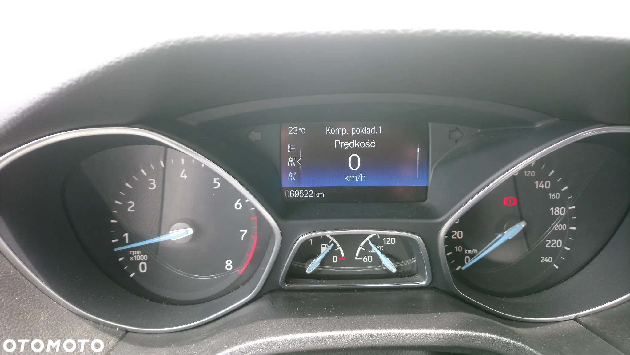 Ford Focus 1.5 EcoBoost Titanium ASS - 8