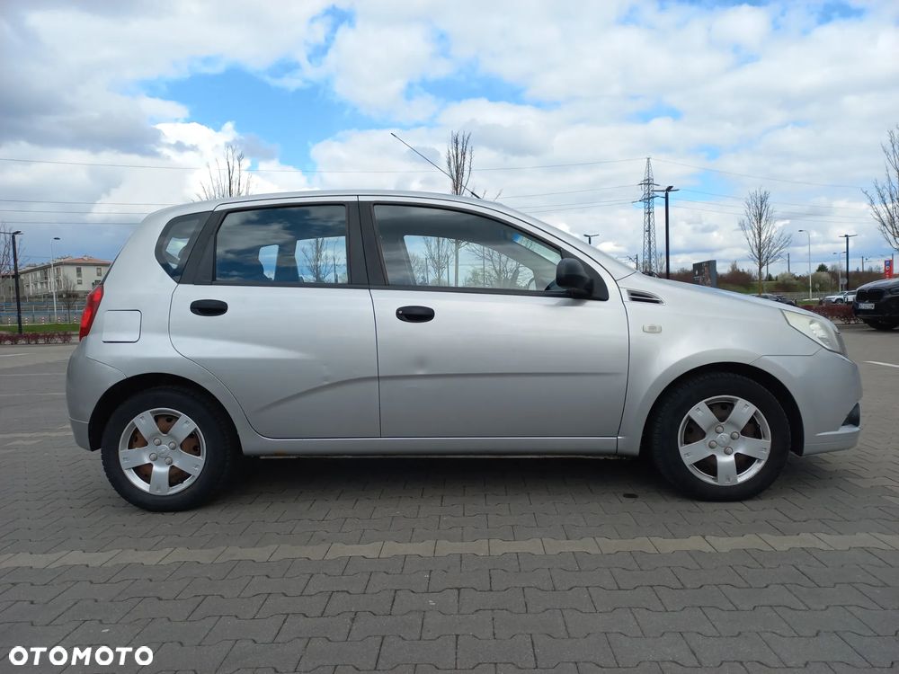 Chevrolet Aveo 1.2 16V Base (air4) - 6