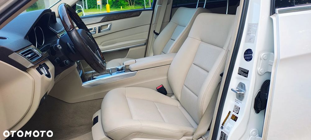 Mercedes-Benz Klasa E 350 4Matic BlueEFFICIENCY 7G-TRONIC Avantgarde - 18
