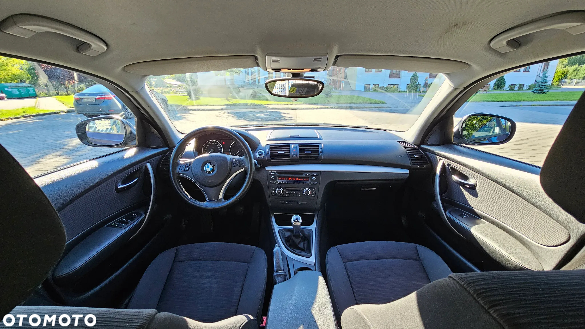 BMW Seria 1 116i - 17