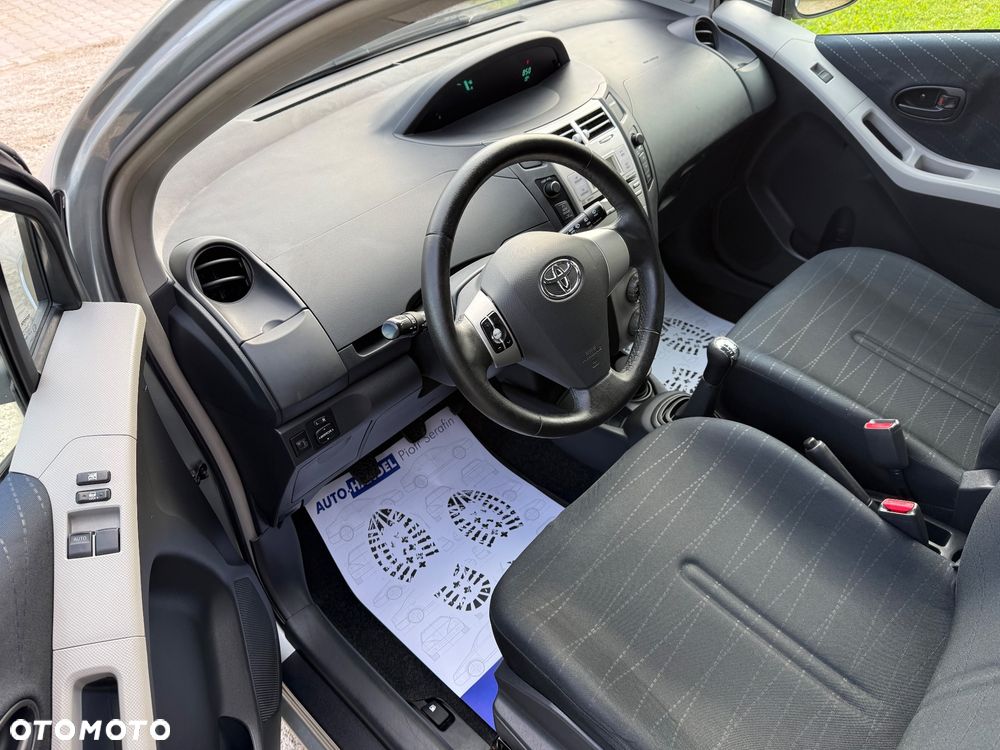Toyota Yaris 1.0 Luna A/C - 20