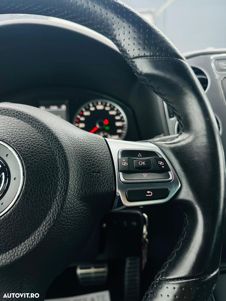 Volkswagen Tiguan 2.0 TDI 4Motion DSG BMT Sport & Style - 30