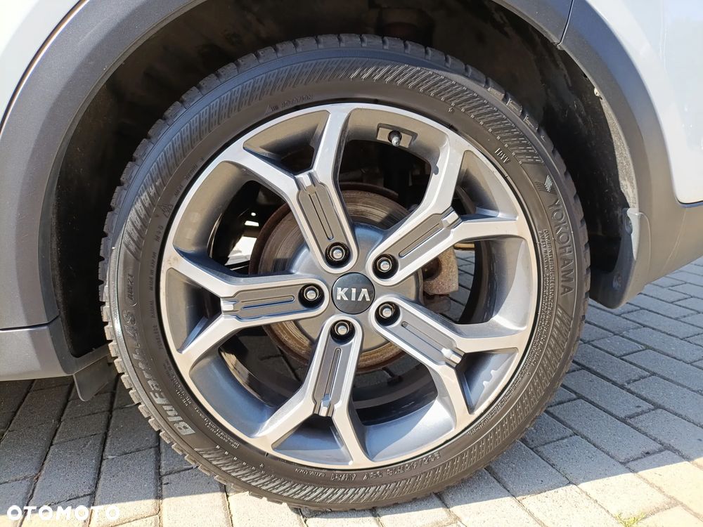 Kia XCeed 1.5 T-GDI M - 26